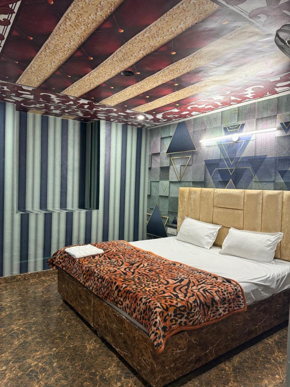 Tejas Dream 300 Meters From Golden Temple * Amritsar