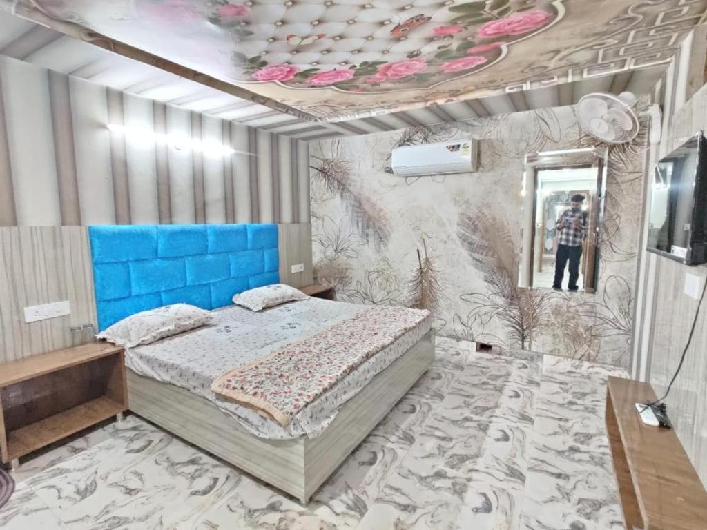 Tejas Dream 300 Meters From Golden Temple Amritsar